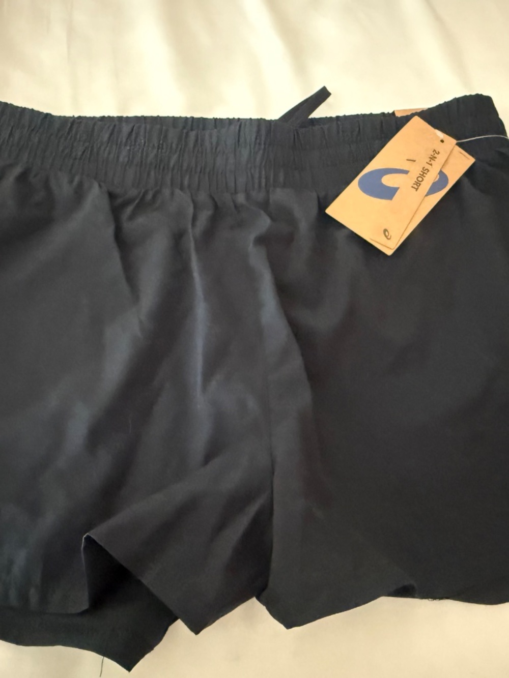 Shorts - Picture 3 of 3